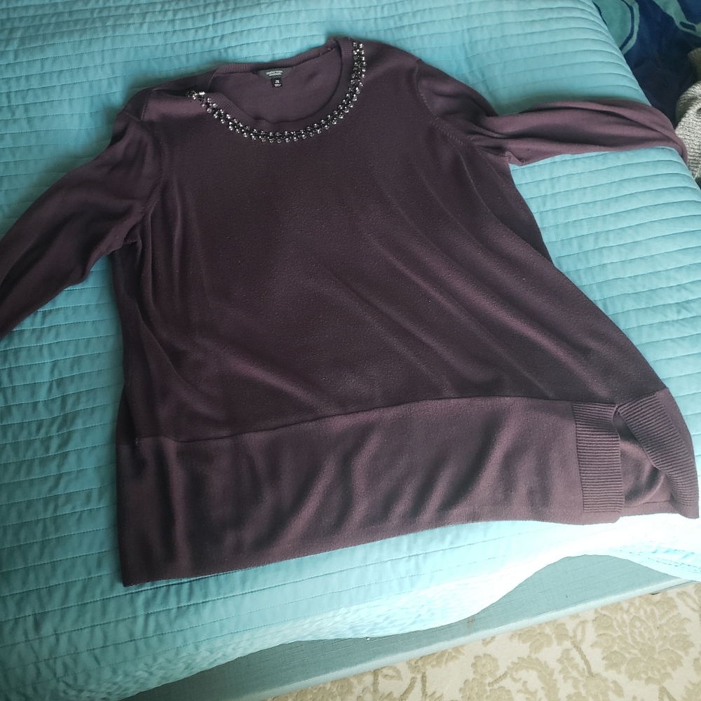 Vera Wang sweater